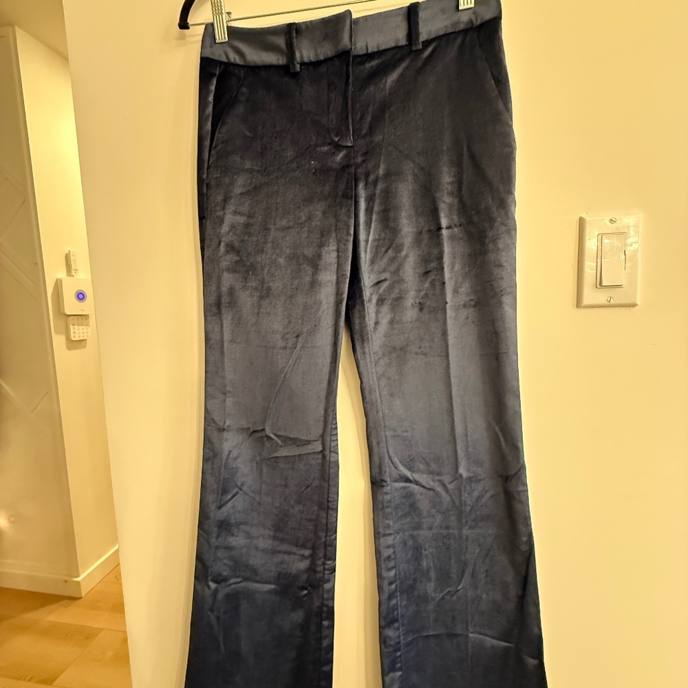 Deep Blue Velvet Pants for Women Size 4. Body by Victoria Secret